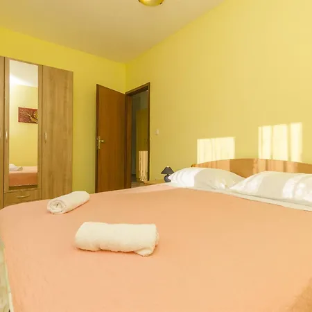 Apartment Rajka Vodice